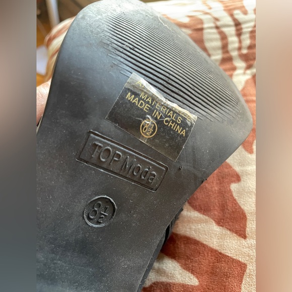 ❗️Free shipping❗️ Black Heel Booties - Picture 6 of 6